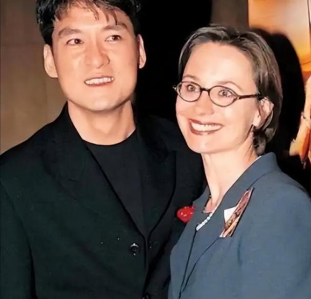 周华健儿子结婚,周华健儿子结婚照片和结婚照