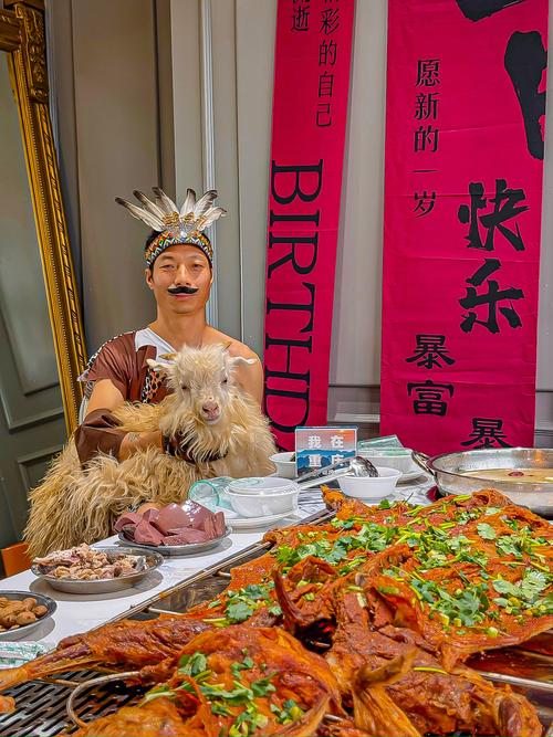 游客重庆吃烧烤被宰,游客重庆吃烧烤被宰视频