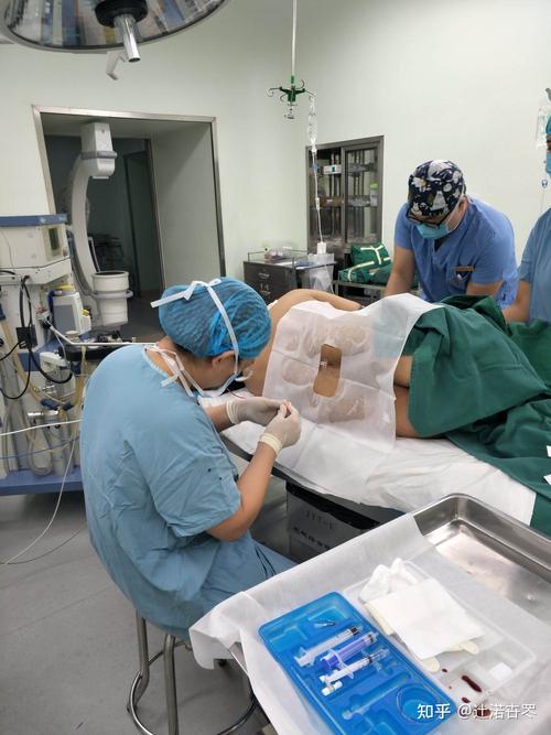 00后女孩自学插胃管,00后女孩自学插胃管视频